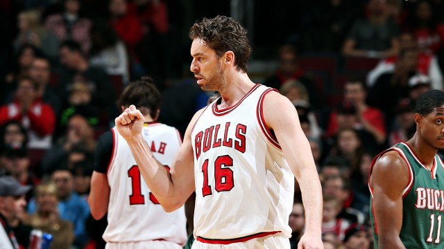 Milwaukee Bucks v Chicago Bulls